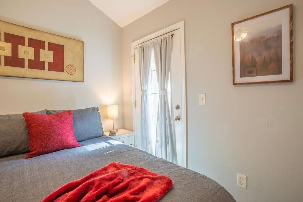 Sasquatch Lodge E Sleeps 13 ガトリンバーグ エクステリア 写真