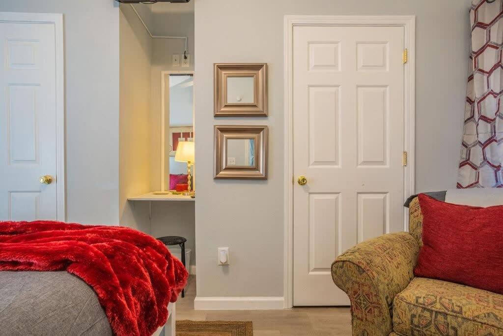 Sasquatch Lodge E Sleeps 13 ガトリンバーグ エクステリア 写真