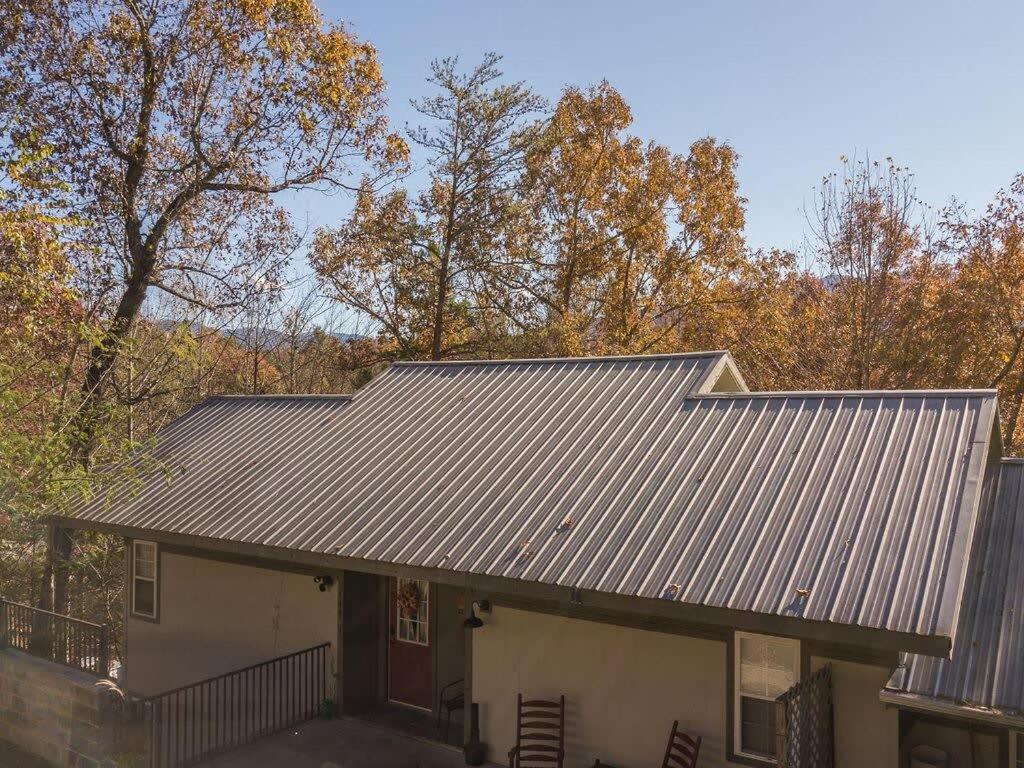 Sasquatch Lodge E Sleeps 13 ガトリンバーグ エクステリア 写真